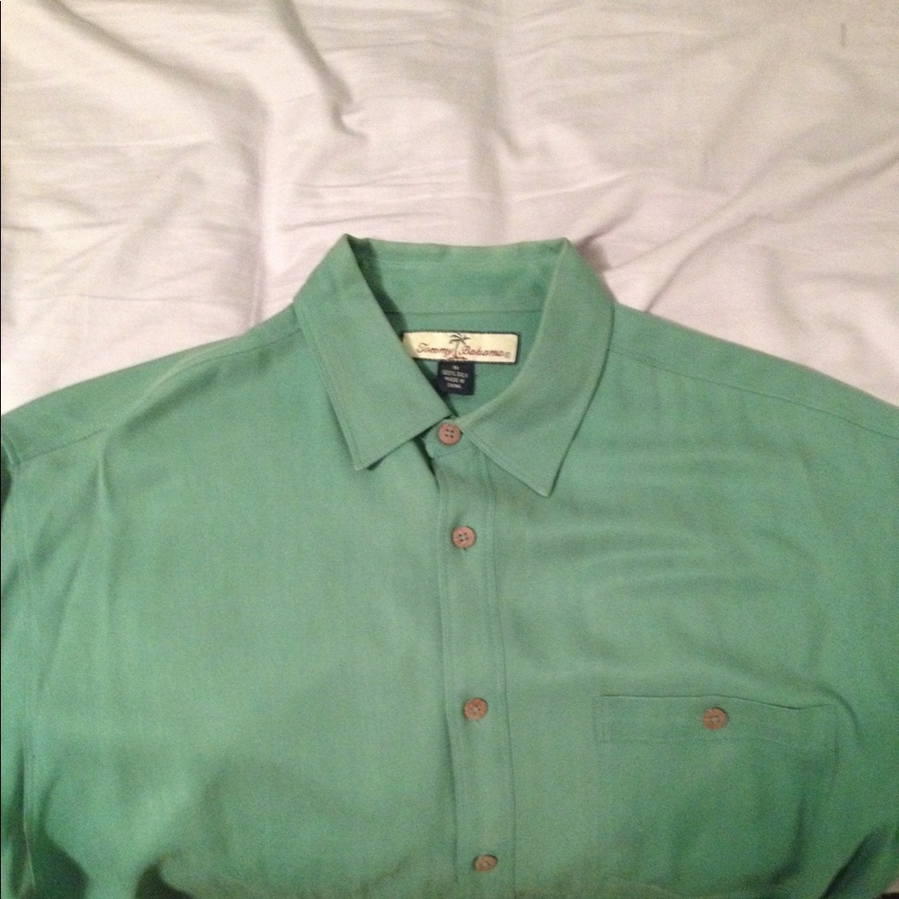 Tommy Bahama button down long sleeve